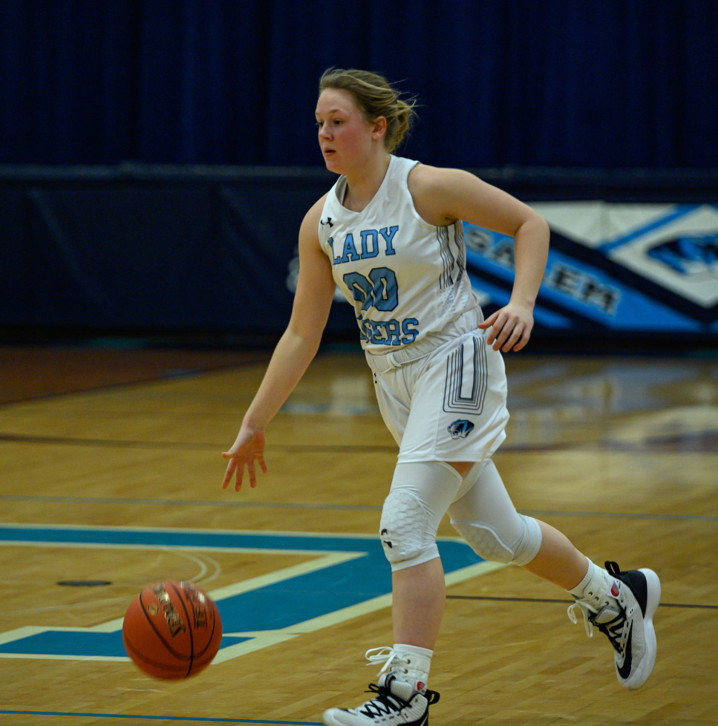 SalemLadyTIgersWestPlains20(4of38).jpg